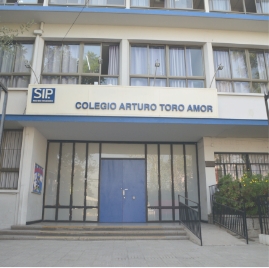 Colegio Arturo Toro Amor